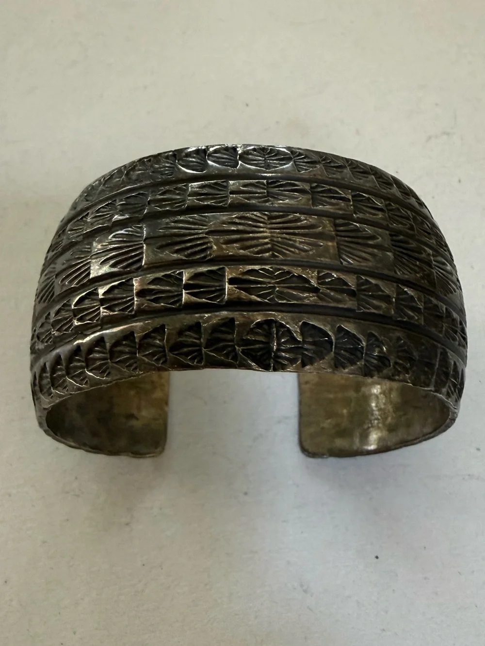 NAVAJO Native American BENALLY Sterling Silver Wide Hand Etched Cuff Bracelet